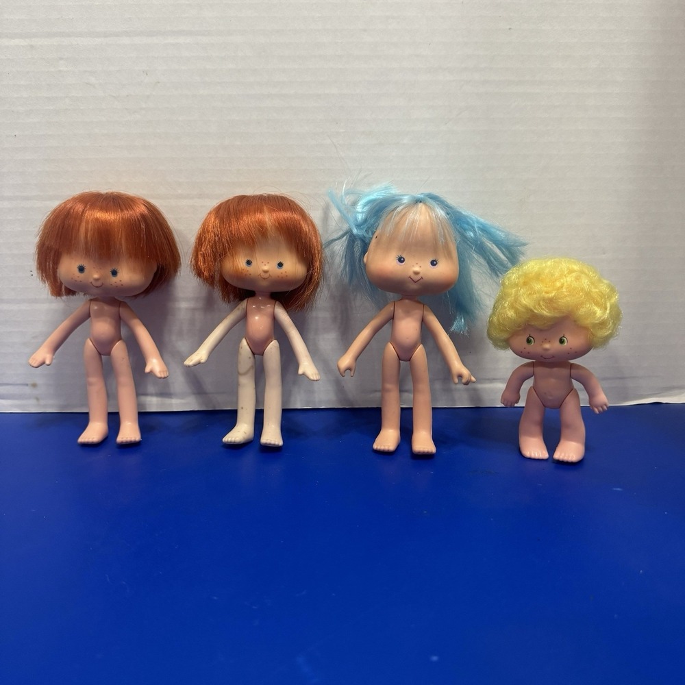 Vintage Strawberry Shortcake Dolls Lot Of 4